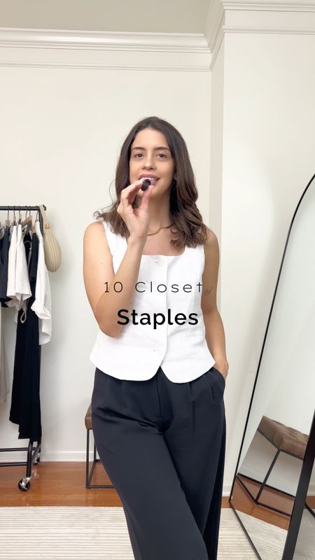 Closet basics staples to have in your closett

#LTKStyleTip #LTKSeasonal #LTKFindsUnder100