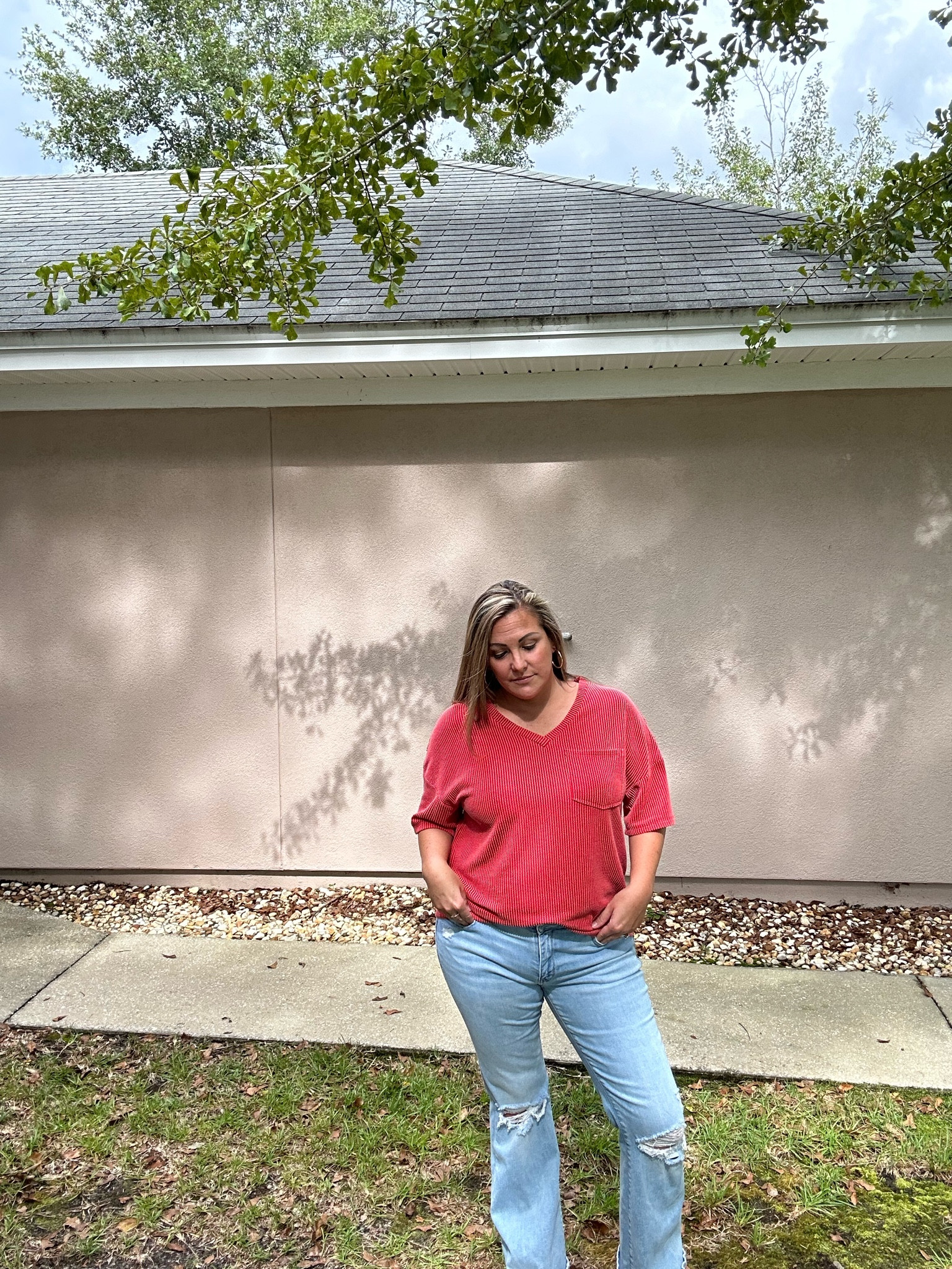 Shein finds
Casual tops
American Eagle jeans 

#LTKStyleTip #LTKOver40 #LTKMidsize