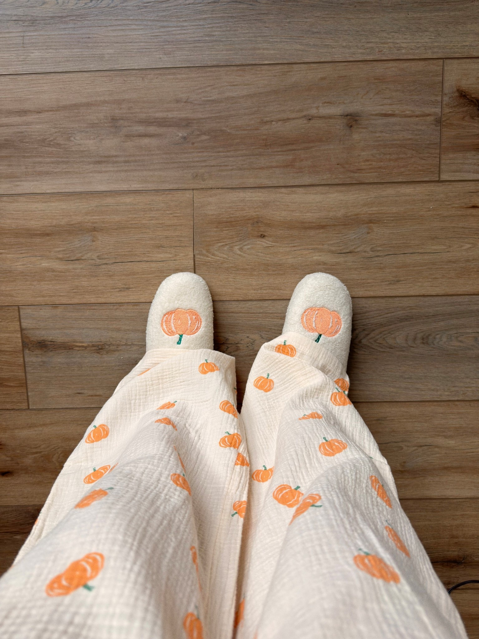 Coziest pajamas and slippers for fall 🧡

#LTKStyleTip #LTKSeasonal #LTKHalloween
