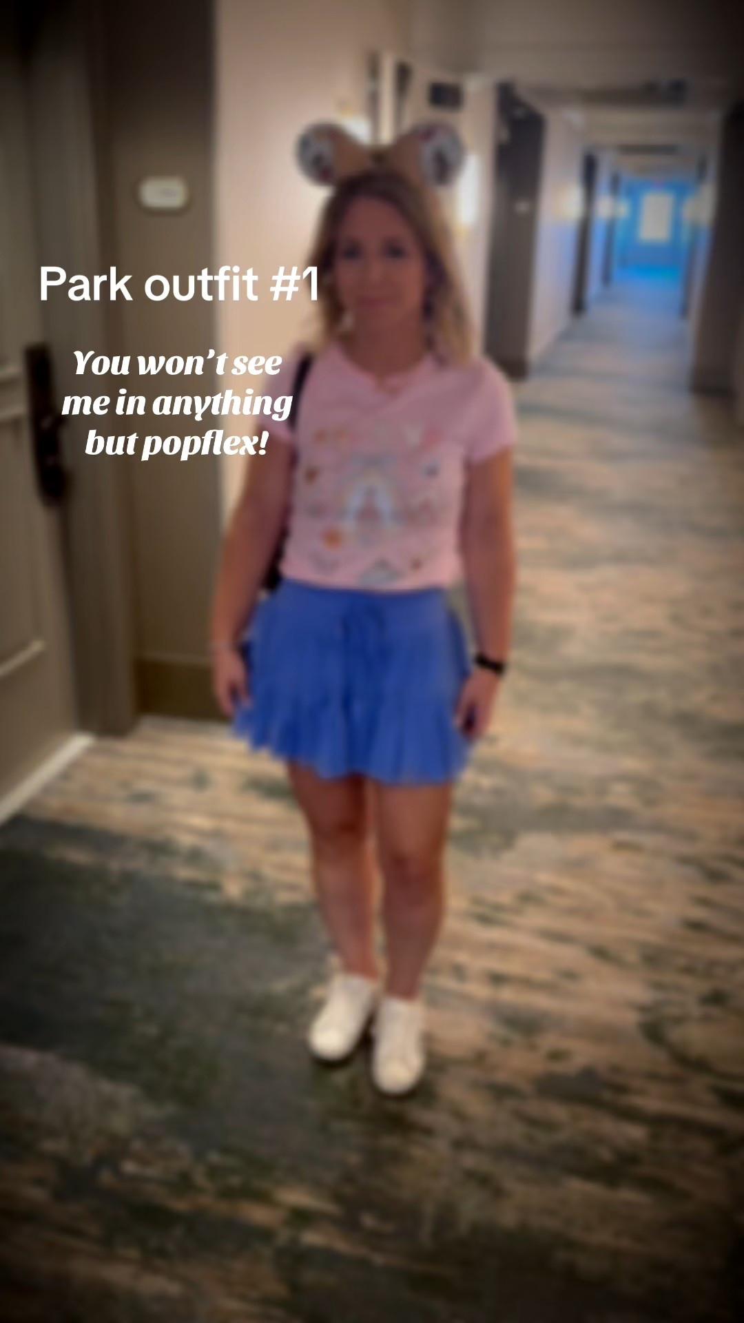 #ltkdisneyfit #parkoutfit #popflex #dooneyburke #goldengoose #parkwear 

#LTKTravel #LTKActive