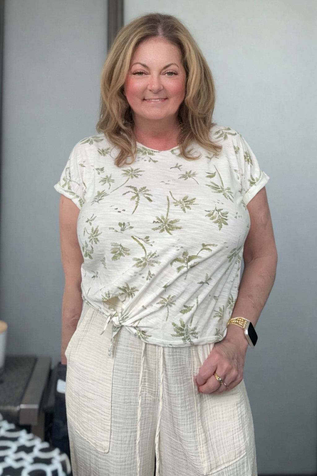 Still me. Just a slower chapter. Neutral tones + fresh air kind of day. ☀️🌴🩷 

#LTKselfcare #LTKootd #LTKdayinmylife