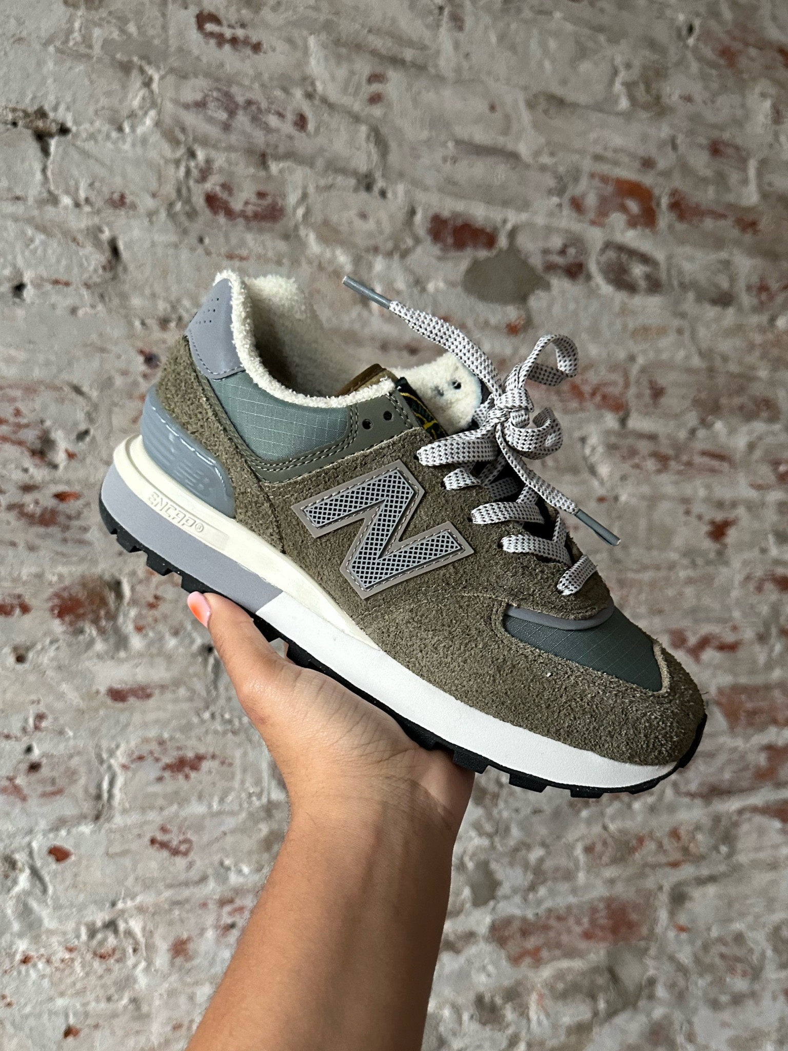 Stone Island New Balance 574 Legacy

#LTKshoecrush #LTKstyletip