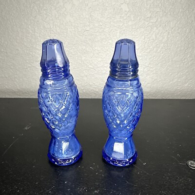 VINTAGE AVON 1970'S CRYSTAL POINT COBALT BLUE SALT & PEPPER SHAKERS , 5" TALL | eBay US