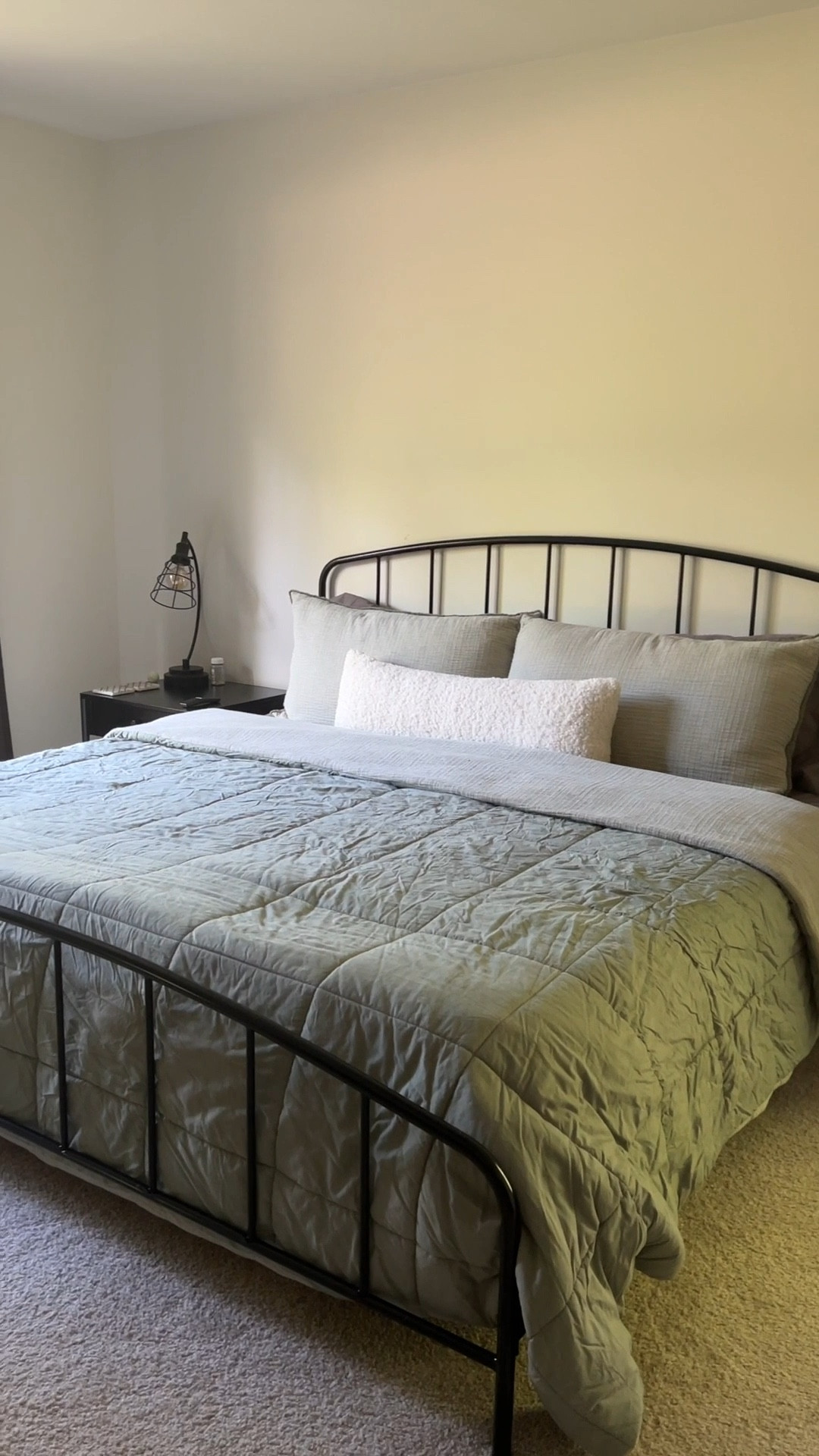 New low profile black nightstands

#LTKhome