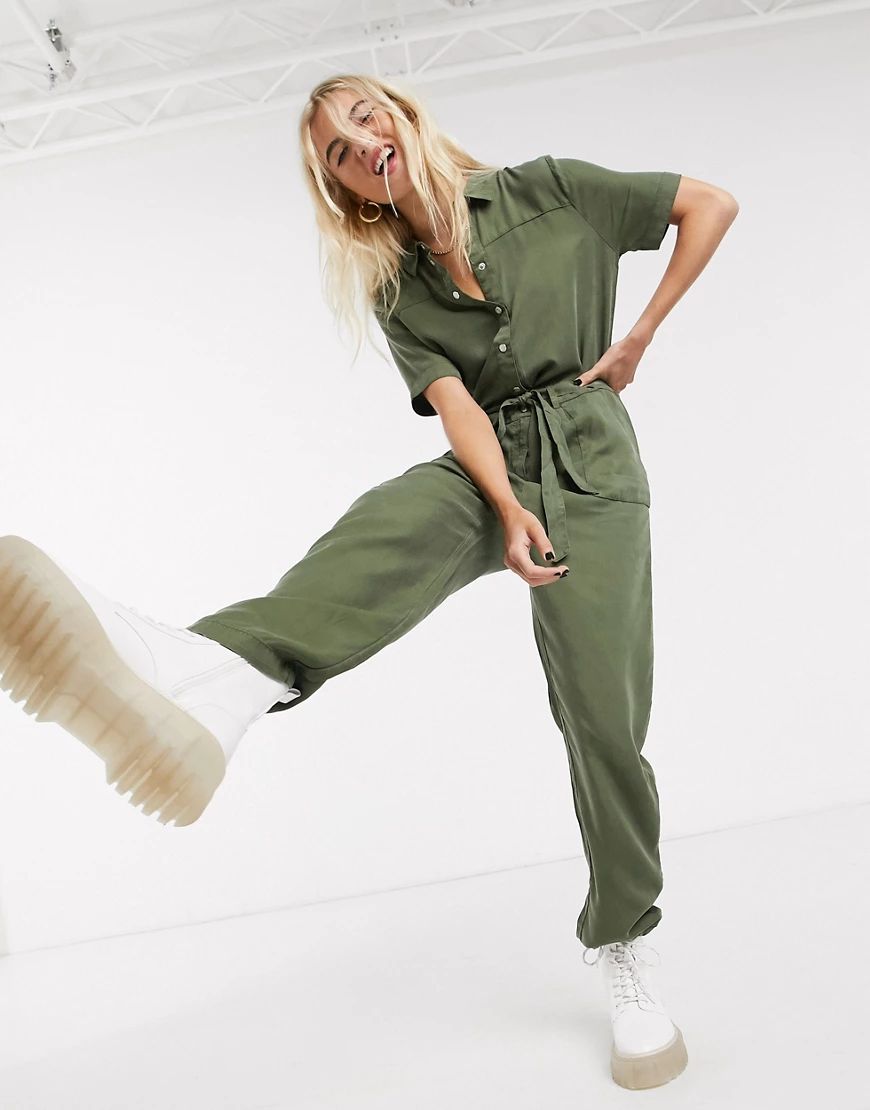 Noisy utility jumpsuit with tie waist in khaki-Green | ASOS (Global)