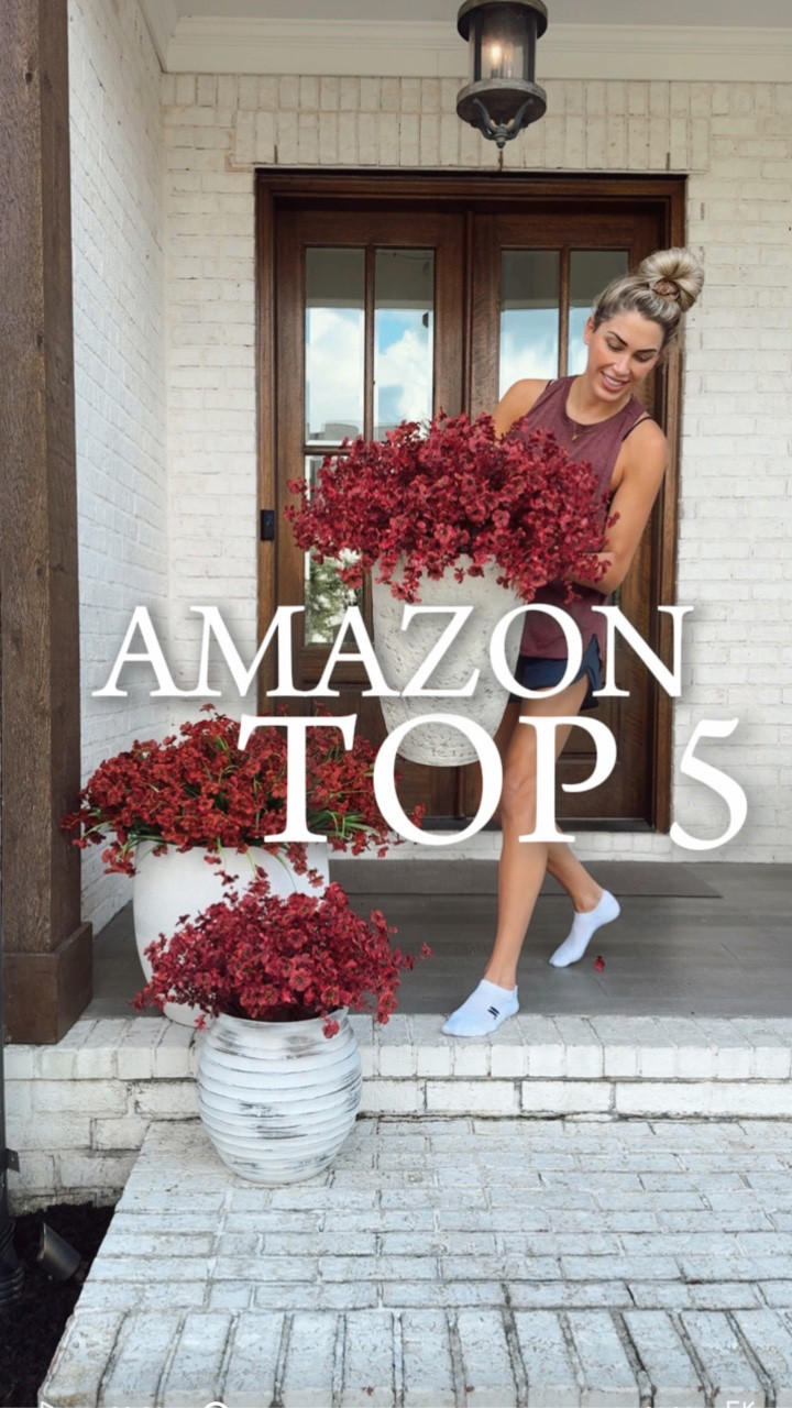 Amazon Top 5 of the Week 👇🏼 

Highlights:
1. My bedding, one of yalls top asked questions— this quilt set is $75 for a king and one side is velvet and the other is normal. I won them in several colors
2. These gorgggggg burgundy plumy plum florals are beyond just quite literally stick them in a box. 2 packs of 16
3. Yes I will do a bed layering video!!


Amazon home, in my home, faux plants, planters, porch decor, living room decor, fall inspo, fall decor, Amazon fall, top picks

#LTKHome #LTKSeasonal