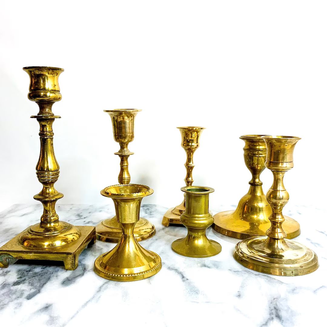 Collezione curata di portacandele vintage in ottone massiccio set di 7, candelieri vintage in ott... | Etsy (IT)