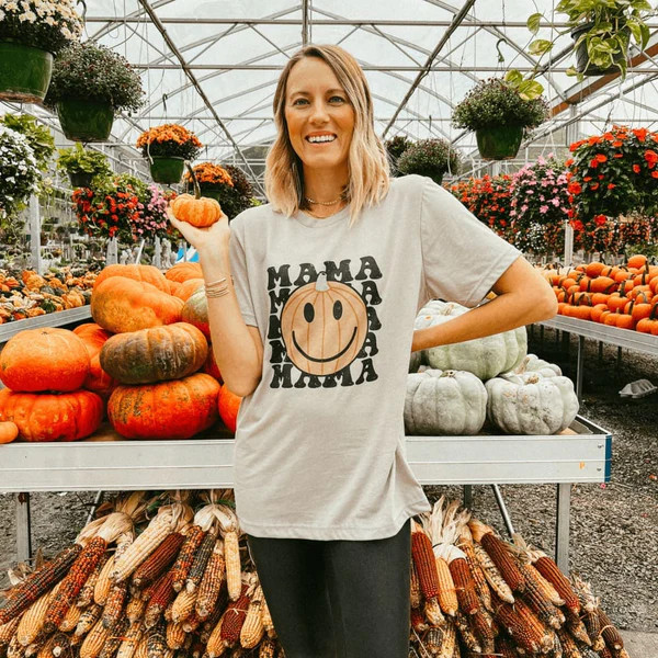 Mama Pumpkin Tee | Mountain Moverz
