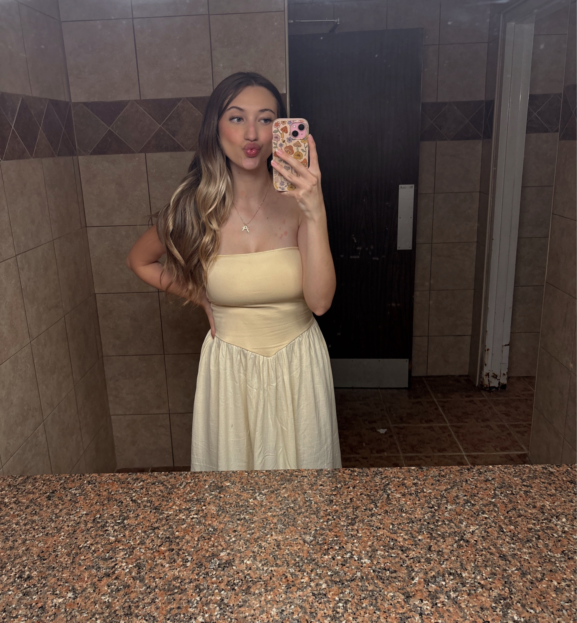 drop waist linen midi dress!!


#LTKStyleTip #LTKFindsUnder100 #LTKFindsUnder50