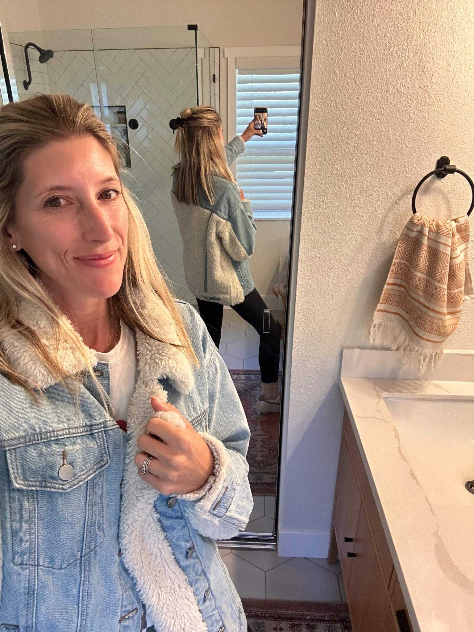 Cutest sherpa jean jacket there is 🤍 oversized and so comfy! I’m in a small. Fall outfit, winter outfit, winter jacket, cozy jacket 

#LTKStyleTip #LTKSeasonal #LTKFindsUnder100