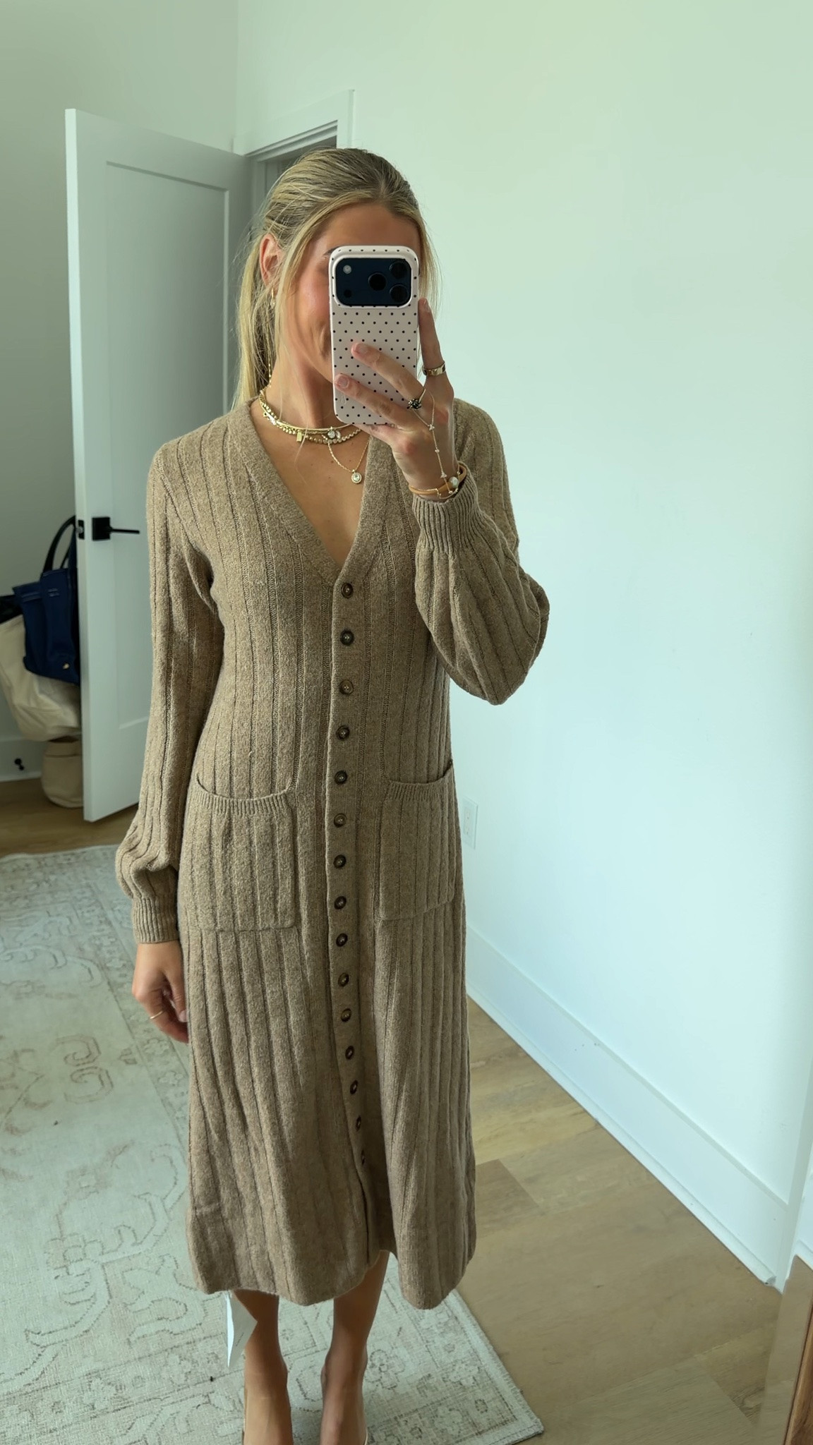 Amazon size small Cicy Bell Women Long Cardigan Sweaters V Neck Puff Sleeve Duster Coat
Chunky Knit, Button Down, Open Front, Large Pockets, Fall Casual Trendy, Loose Fit Outerwear, Lightweight Knitwear