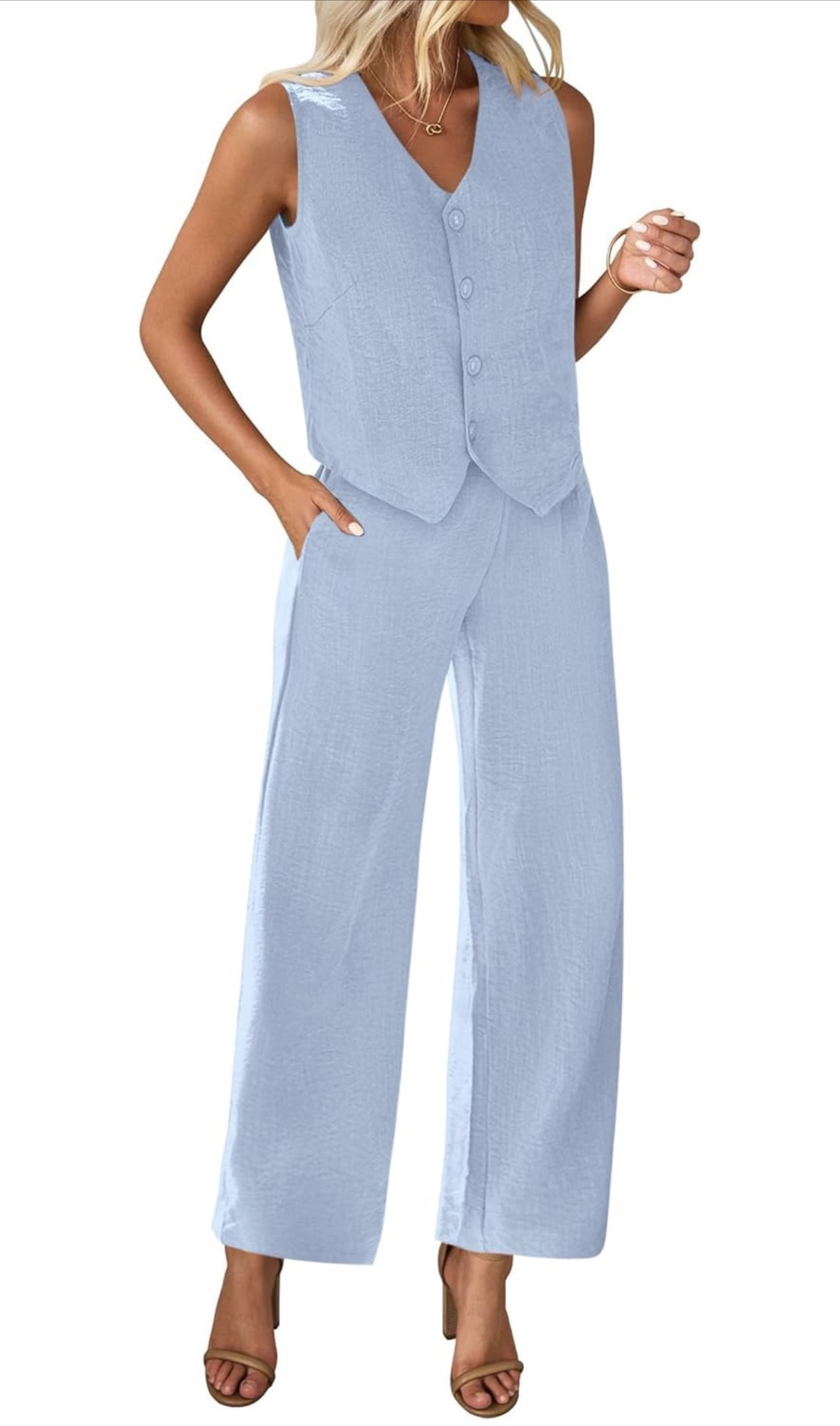 This two piece vest set is so cute!