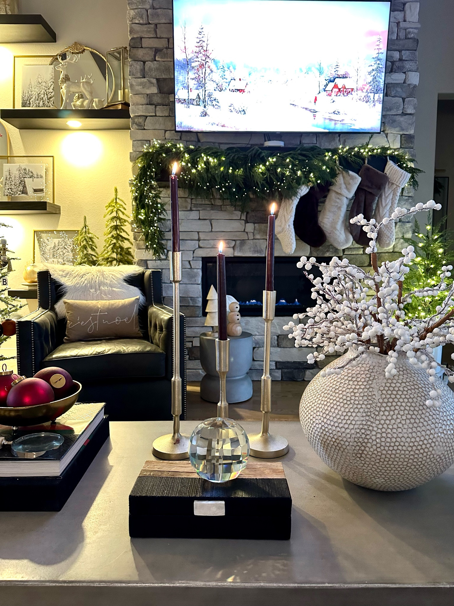 Christmas Home Decor

#LTKHome #LTKHoliday #LTKSeasonal