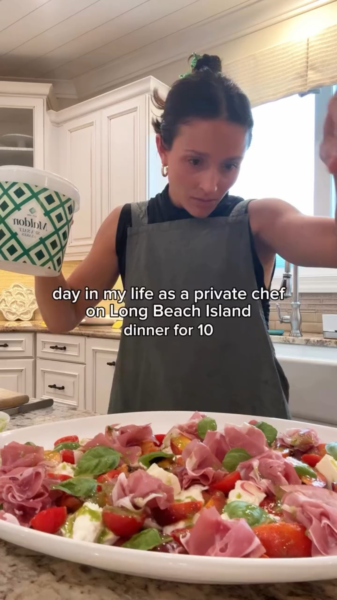 not to toot my own horn, but this sicilian style tuna absolutely slayed and I will be making it all summer 🍅🌿👩🏻‍🍳 should I do a tutorial on how I made it?

#privatechef #dayinthelife #diml #lbi #longbeachisland #cheflife #gnocchi #tunarecipes #summerdinner