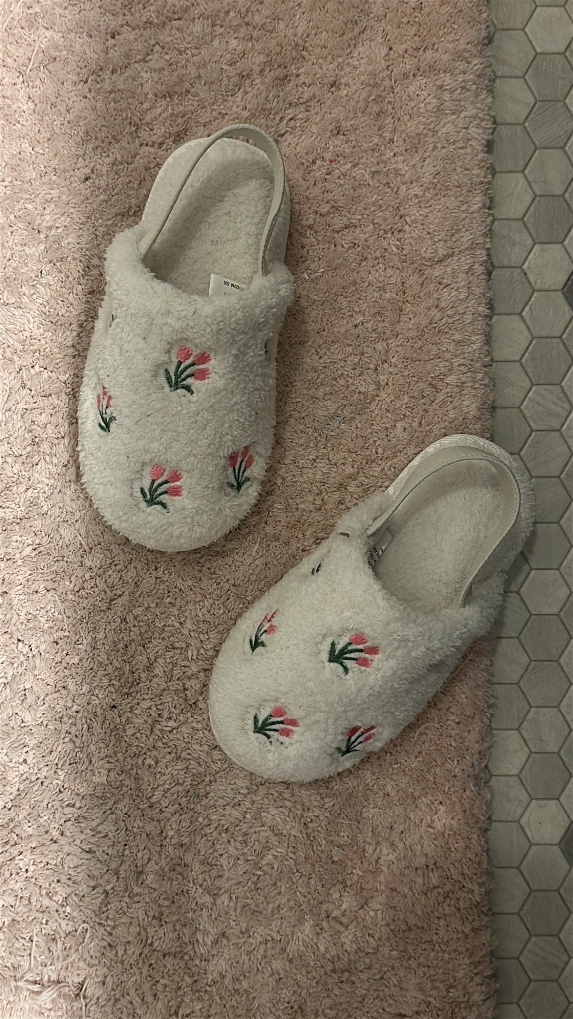 The fluffiest slippers for littles🌸

#LTKstorytime #LTKmomlife #LTKKids