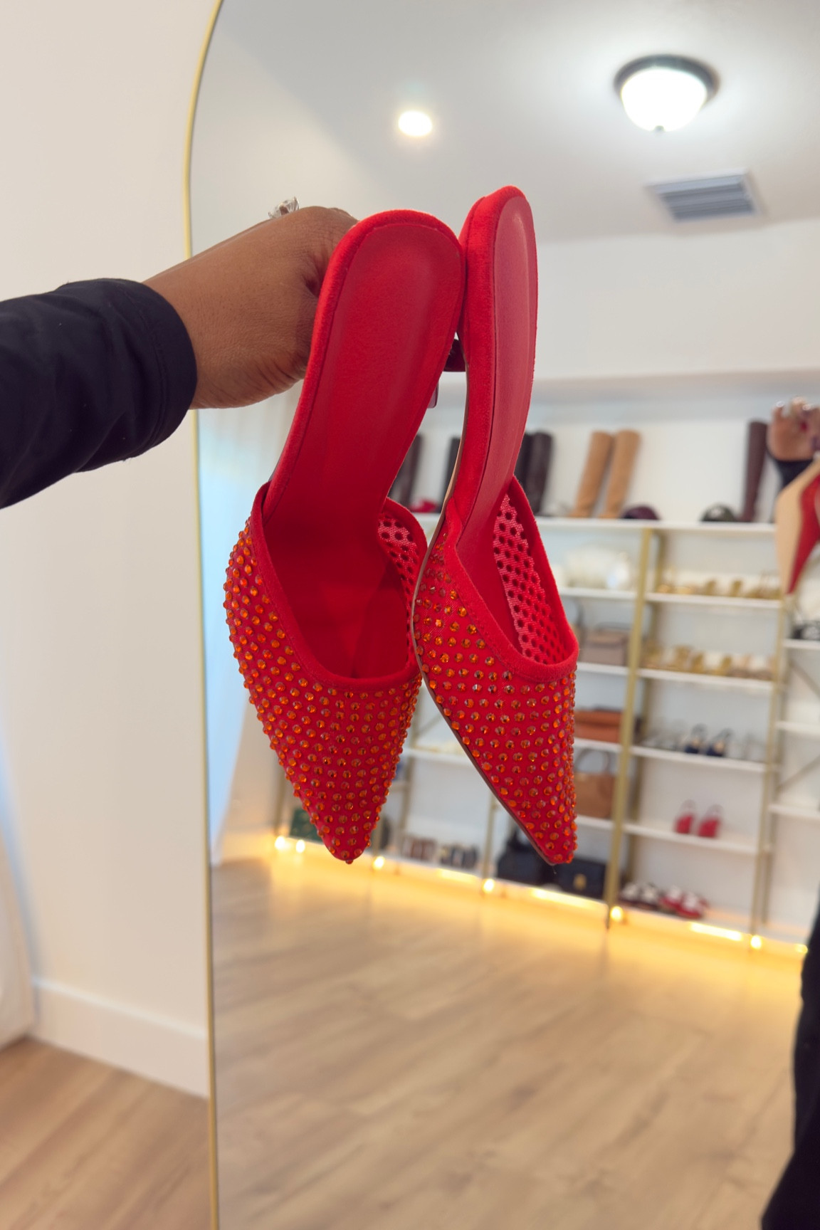 New red heels alert ‼️ 
Love these sparkle point toe great with wide leg pants 



#LTKWatchNow #LTKShoeCrush #LTKStyleTip