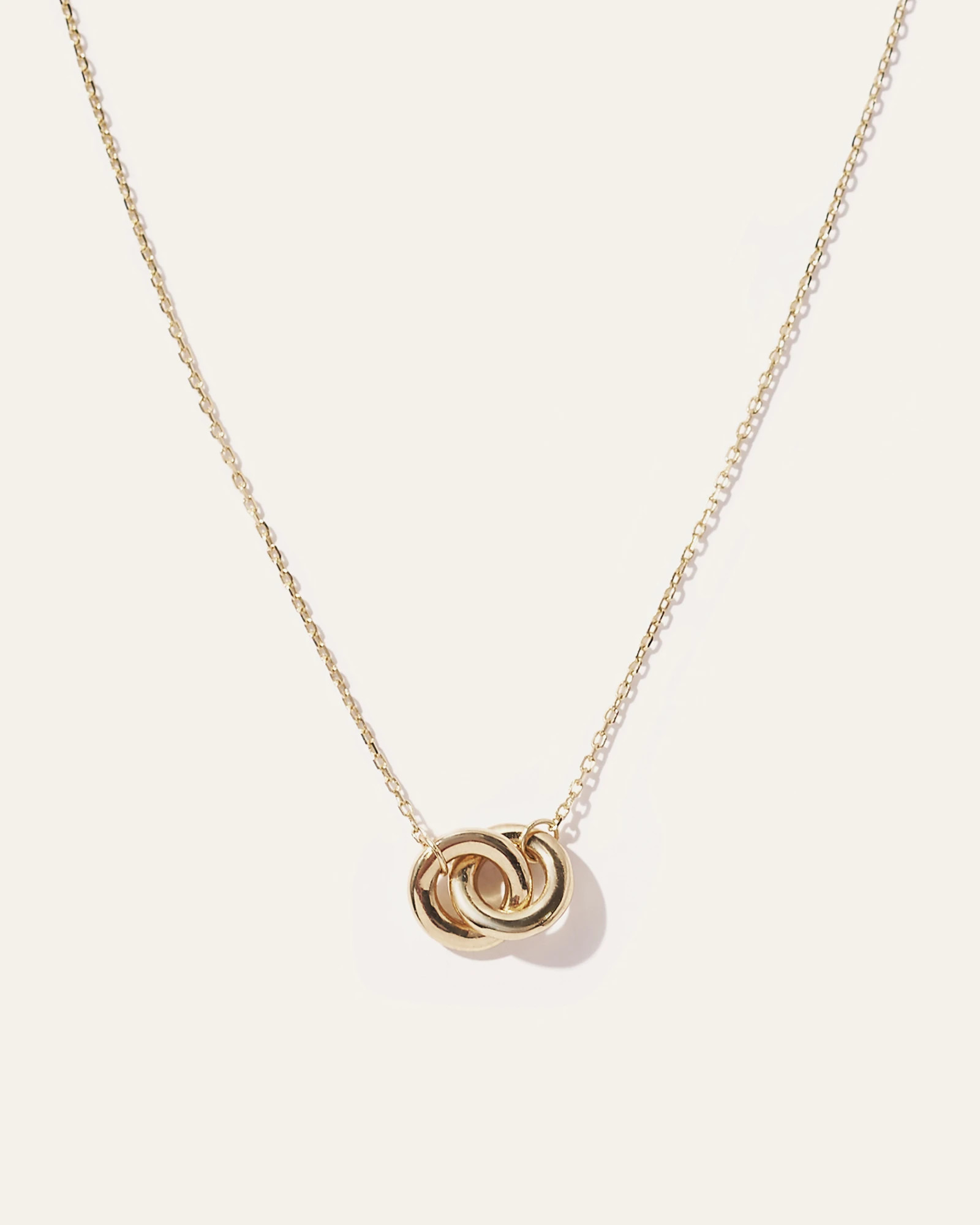 14K Gold Interlock Necklace | Quince