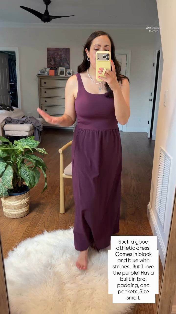 Such a good athletic dress! Comes in black and blue with stripes.  But I love the purple! Has a built in bra, padding, and pockets. Size small.  @targetstyle @target