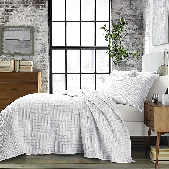 City Scene | Maze Collection | Quilt Set-Cozy & Soft Brushed Microfiber, Lightweight Bedding with... | Amazon (US)