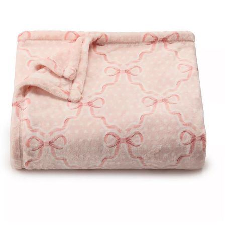 Blanket bows Grandmillennial preppy baby nursery 

#LTKTravel #LTKSaleAlert #LTKHome