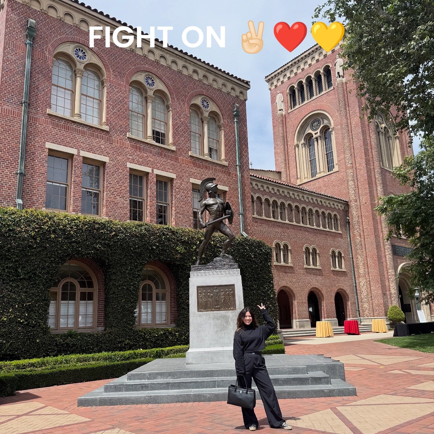 School Day: USC ❤️💛 MSN