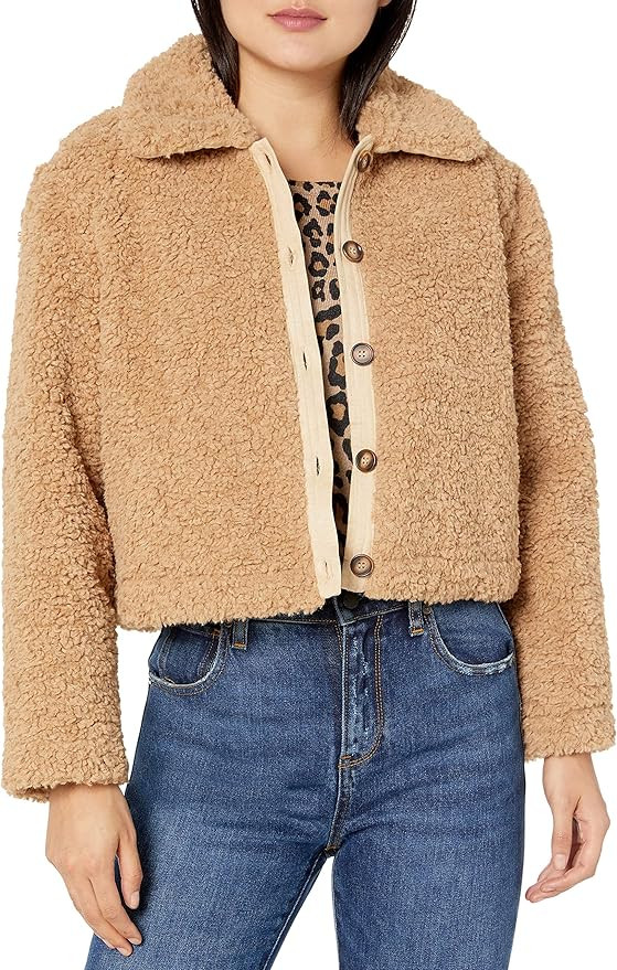 ASTR the label Women's Teddi Faux Fur Short Jacket | Amazon (US)