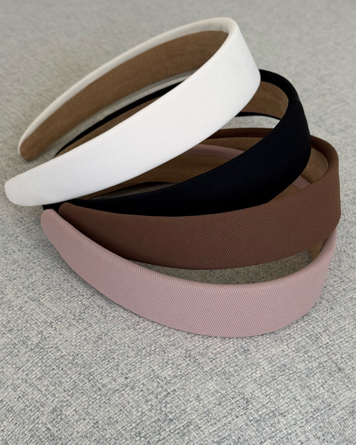 Aesthetic elegant headbands 

#LTKFindsUnder50 #LTKBeauty