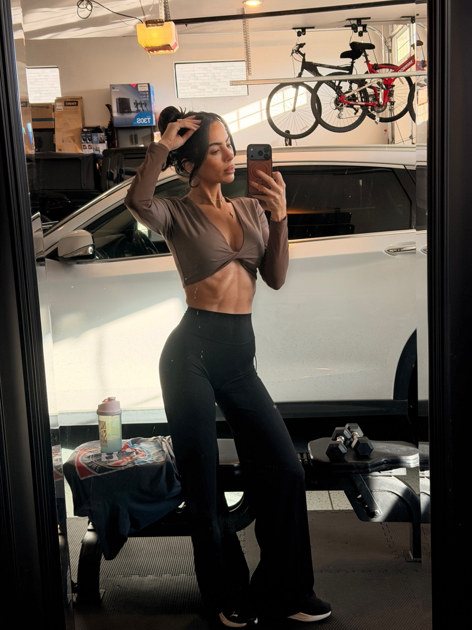 Athleisure so cute you can dress it up for street wear! #gym

#LTKActive #LTKmomlife #LTKgrwm