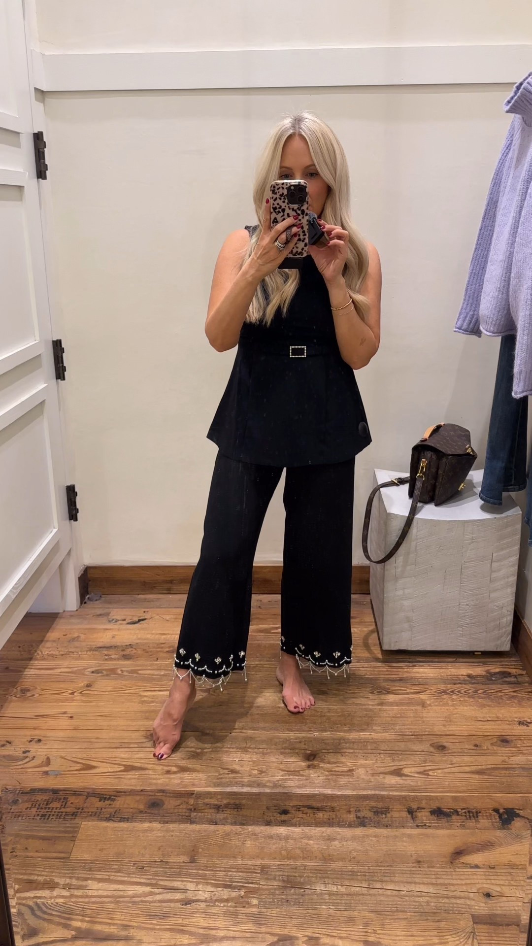 Top- small, needed xsmall 
Bottoms-2

#LTKGiftGuide #LTKCyberWeek #LTKOver40