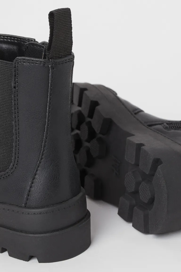 Chelsea Boots | H&M (US + CA)