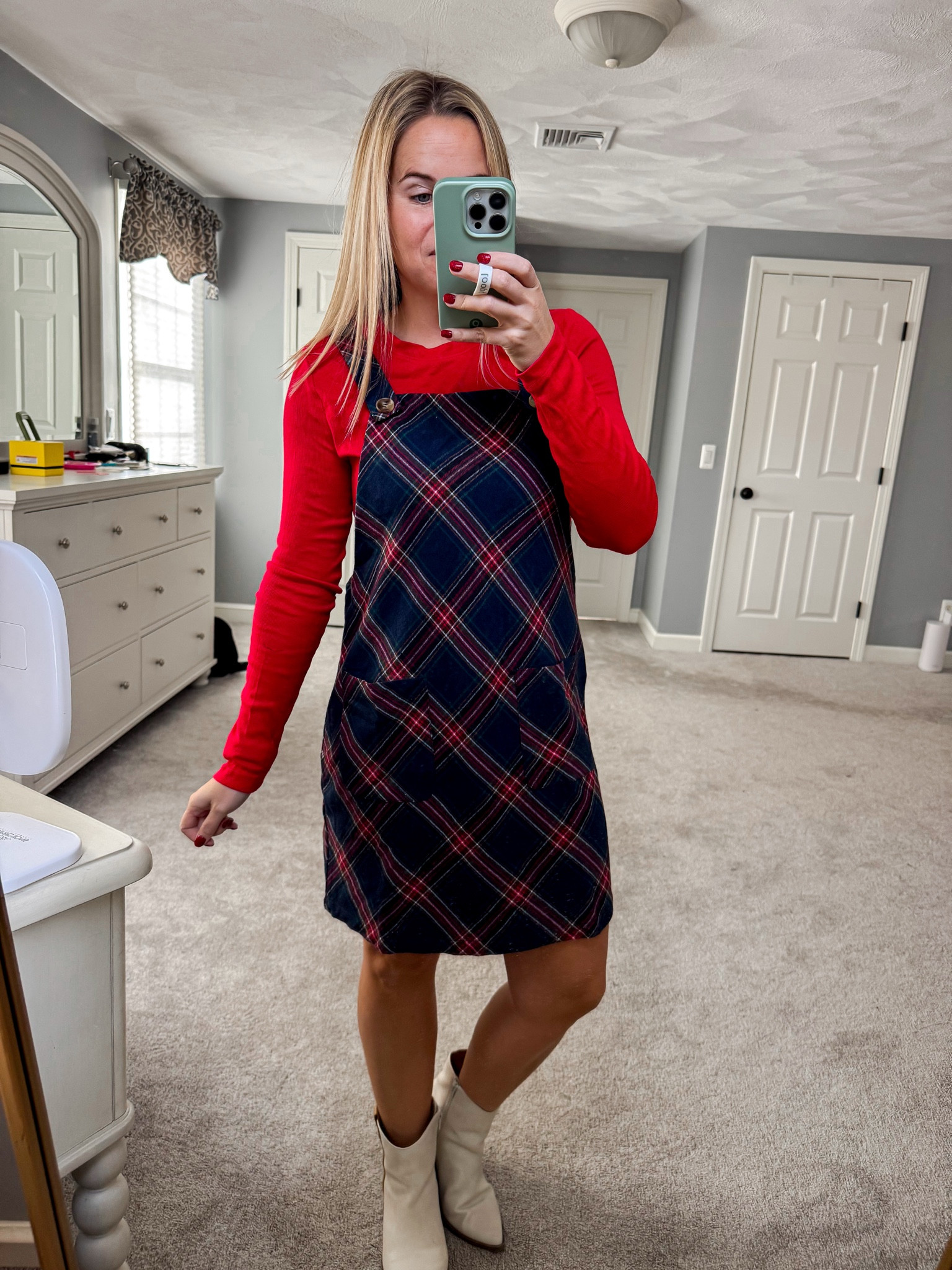 Plaid jumper, plaid mini dress, holiday wear, holiday finds, Christmas ootd, 

#LTKootd #LTKHoliday #LTKSeasonal