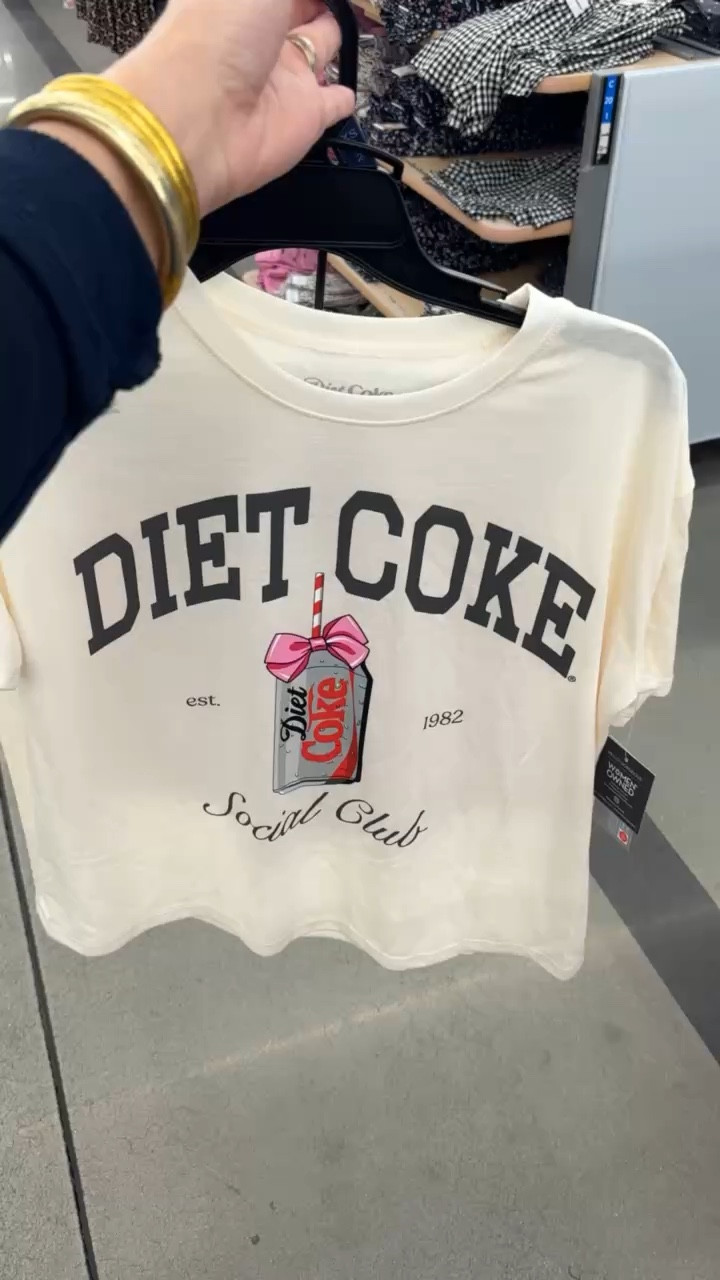 The cutest Diet Coke pajama set for under $15!!!🥤🎀

Spring, Walmart style, pajamas, pj, set 

#LTKHome #LTKmorningroutine #LTKMidsize
