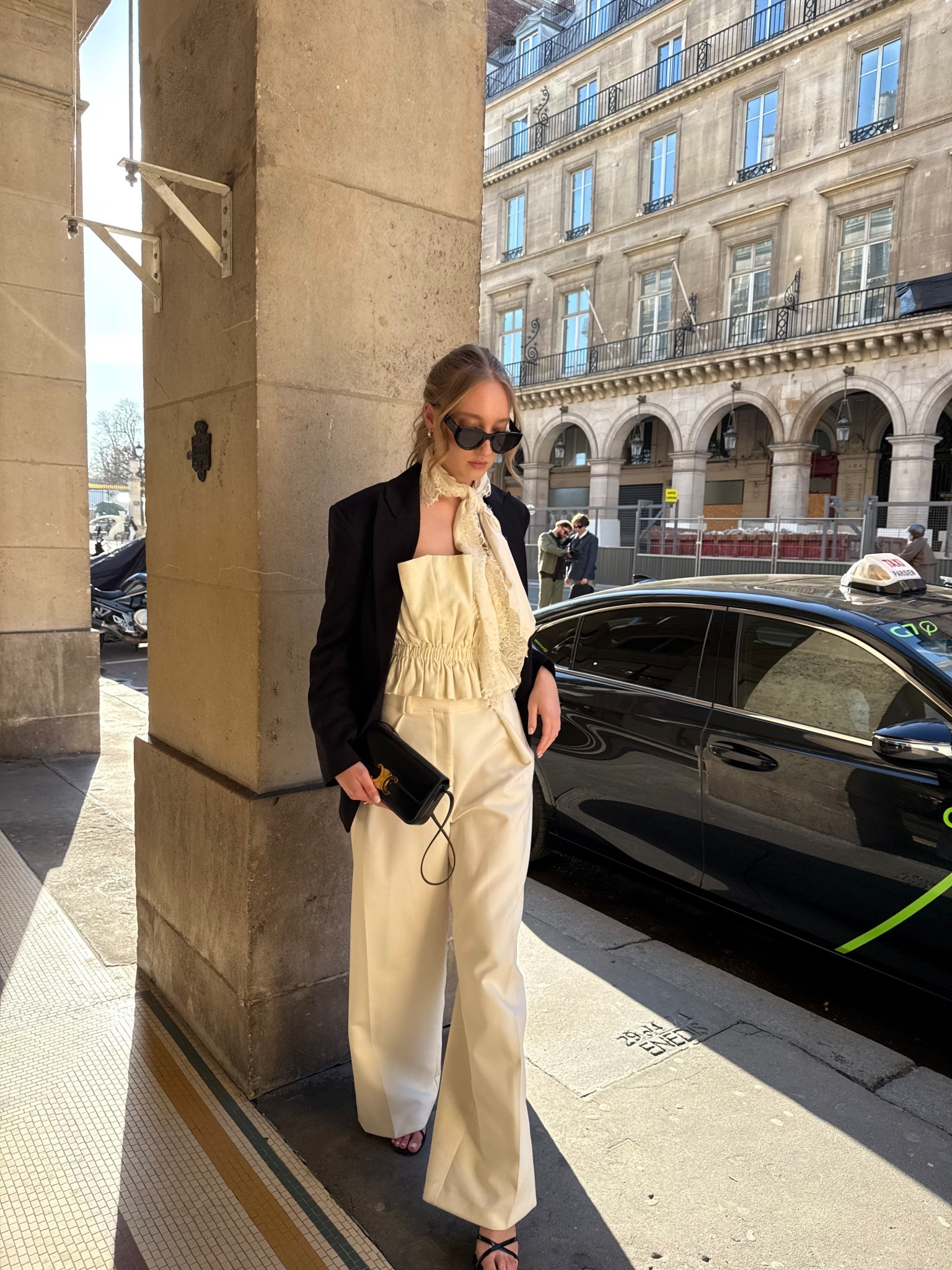 Fashion week outfit in Paris 

#LTKeurope #LTKstyletip #LTKspring