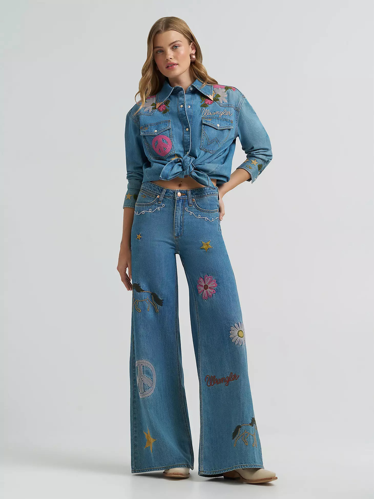 Lainey Wilson x Wrangler Embroidered Cheeky Wide Leg Jean | Wrangler