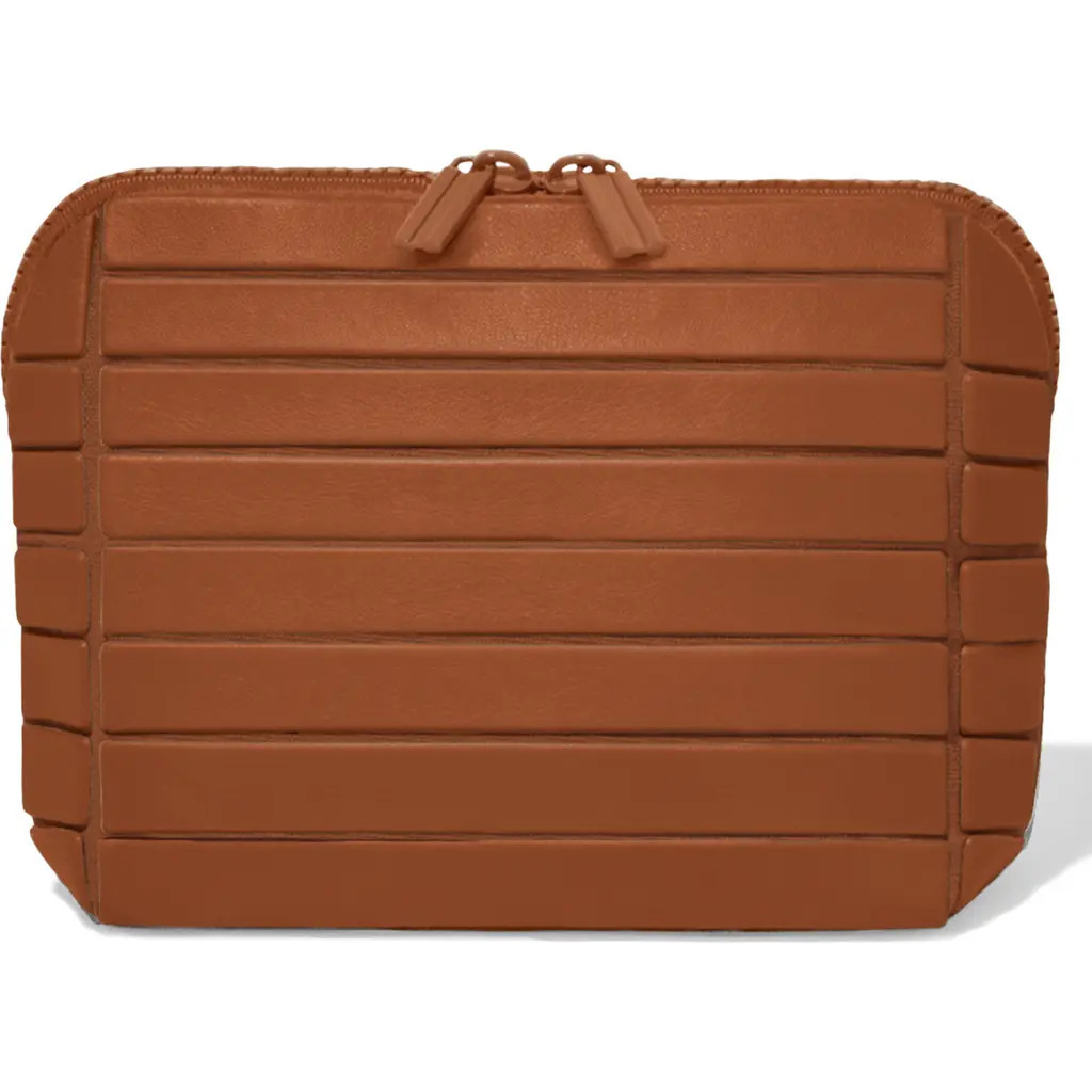 Parallelle The Small Traveller Toiletry Kit in Vicuna at Nordstrom | Nordstrom