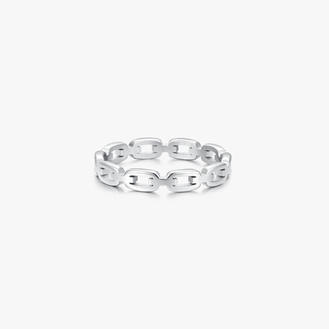 Layla Ring in Silver | Flaire & Co.