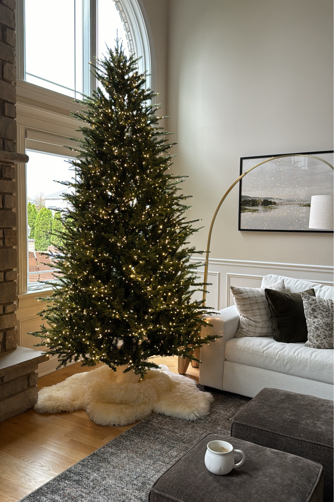 I grabbed the viral Christmas tree and I am obsessed! It requires zero fluffing, comes with a remote and has 9 different light settings.

Christmas tree, Christmas, 

#LTKHome #LTKHoliday #LTKSeasonal