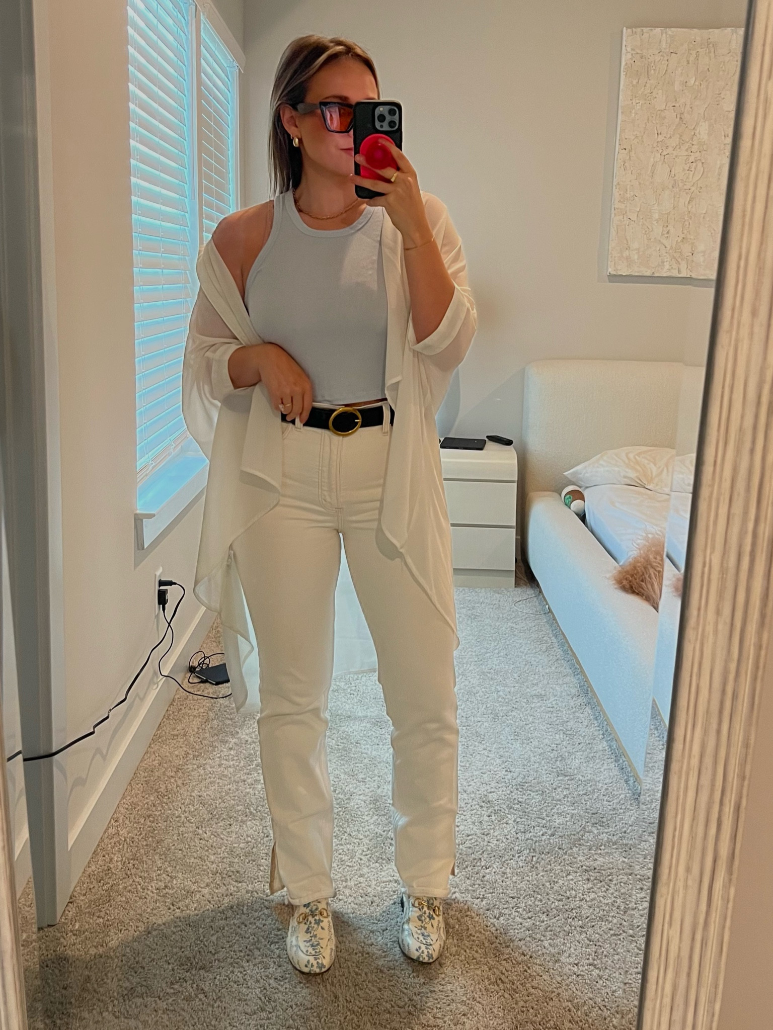 White jeans, white outfit, casual work look, 

#LTKworkwear