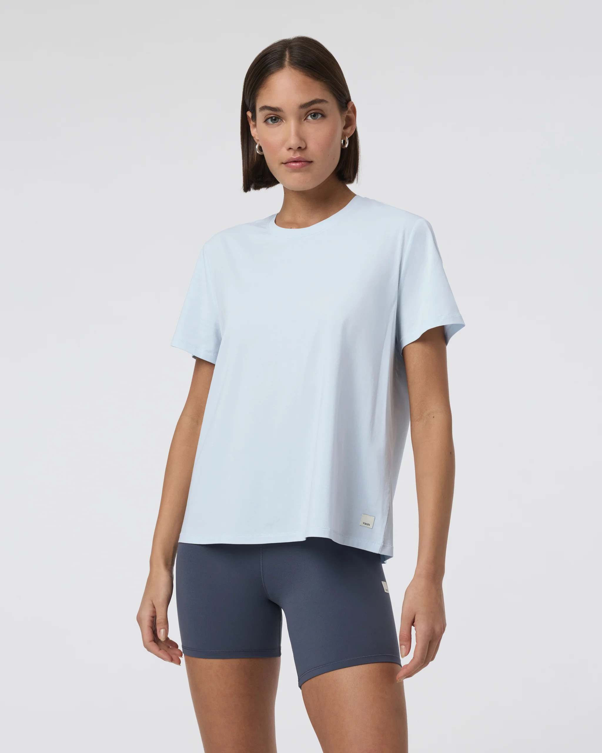 Feather Tee | Atmosphere Lightweight Cotton Tee | Vuori | Vuori Clothing (US & Canada)