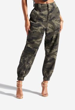 LIGHTWEIGHT RELAXED FIT CARGO JOGGERS | ShoeDazzle Affiliate