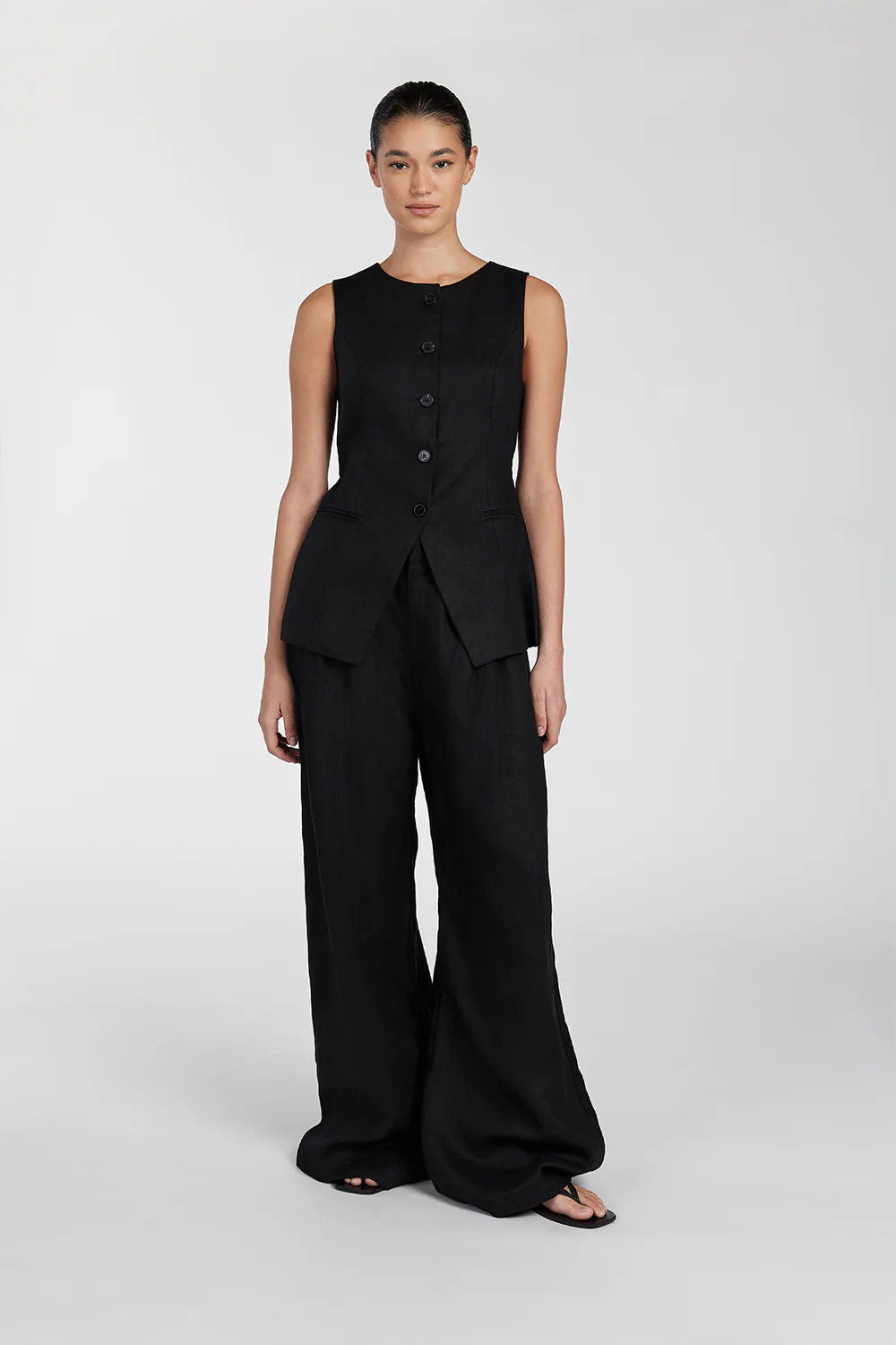 ALESSIA BLACK LINEN  VEST | DISSH