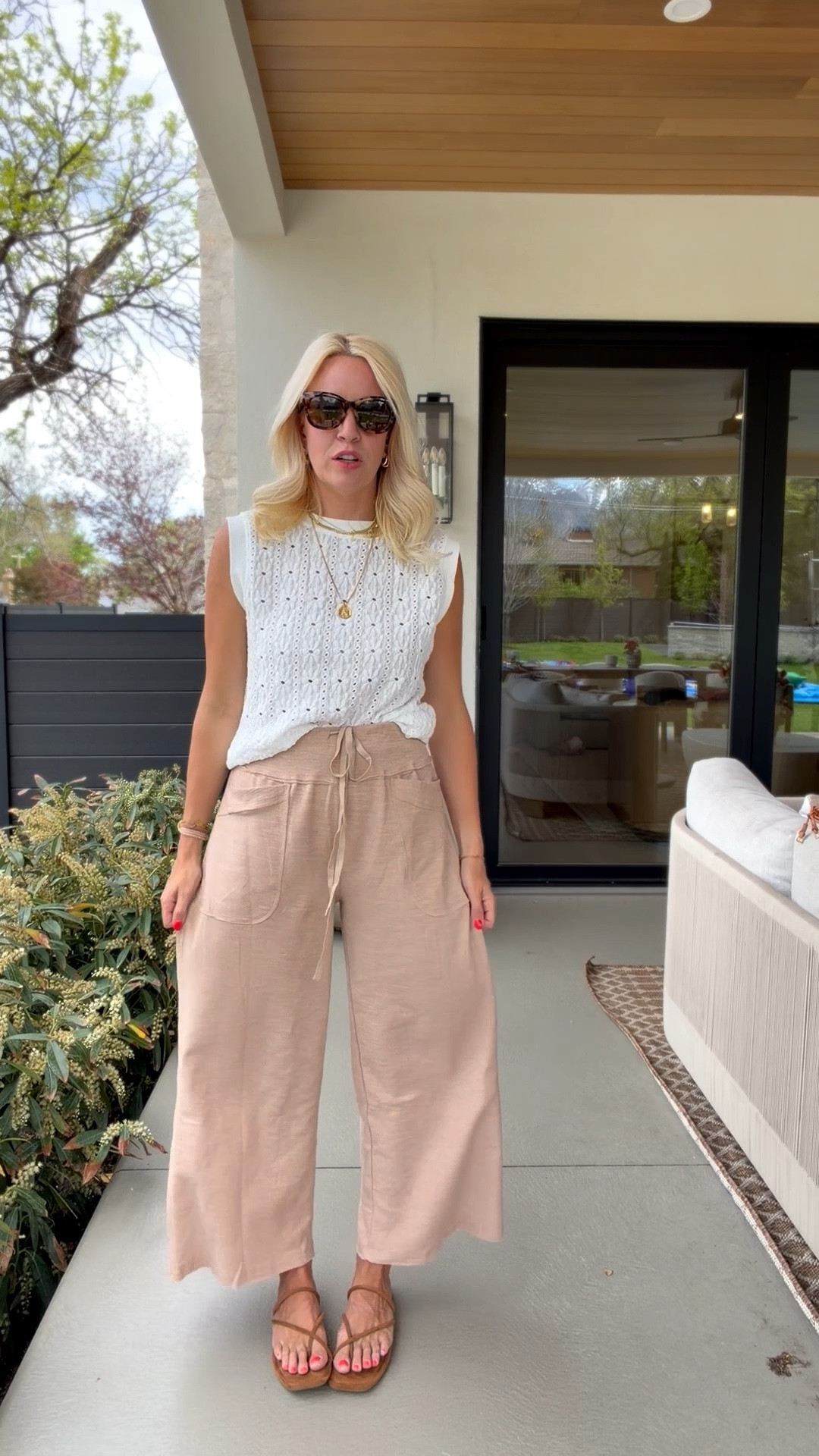These pants are a new go to for me! 

#LTKmomlife #LTKgrwm #LTKootd