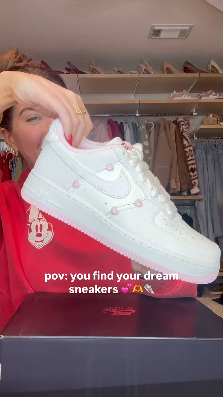 💕🫶 linked below + even more adorable sneakers styles 👟❤️✨ ordered my typical size 9 & they are a bit roomy. I could’ve gone down half a size, but I just reversed and tightened the laces and the fit is  great. ☺️

🔎: sneaker unboxing, Nike unboxing, Nike Valentines AirForce 1, #nikevalentinesday , girly sneakers 👟

#LTKShoeCrush