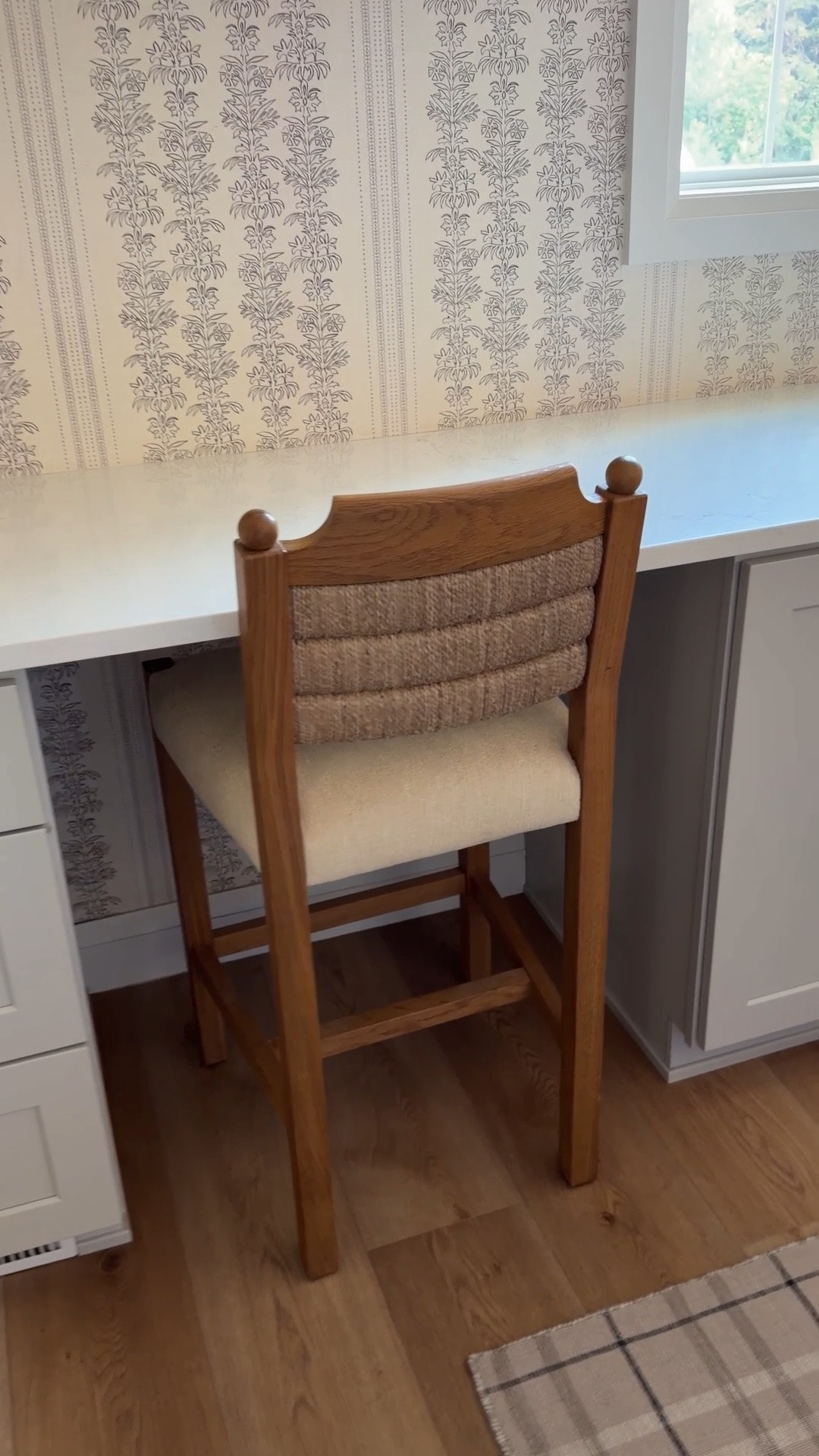 I found the best look for less on my McGee & Co counterstool!! I’m so excited!! Linked all my laundry room sources below for you. 

Laundry room, coming home decor, rug, indoor, outdoor rug, plaid, counter stool, barstool, McGee and Co, studio McGeehee, laundry, hamper, rolling hamper, tray, lamp, wallpaper, look for less, designer, dupe, budget, friendly, floating shelves ￼

#LTKSaleAlert #LTKHome #LTKstorytime