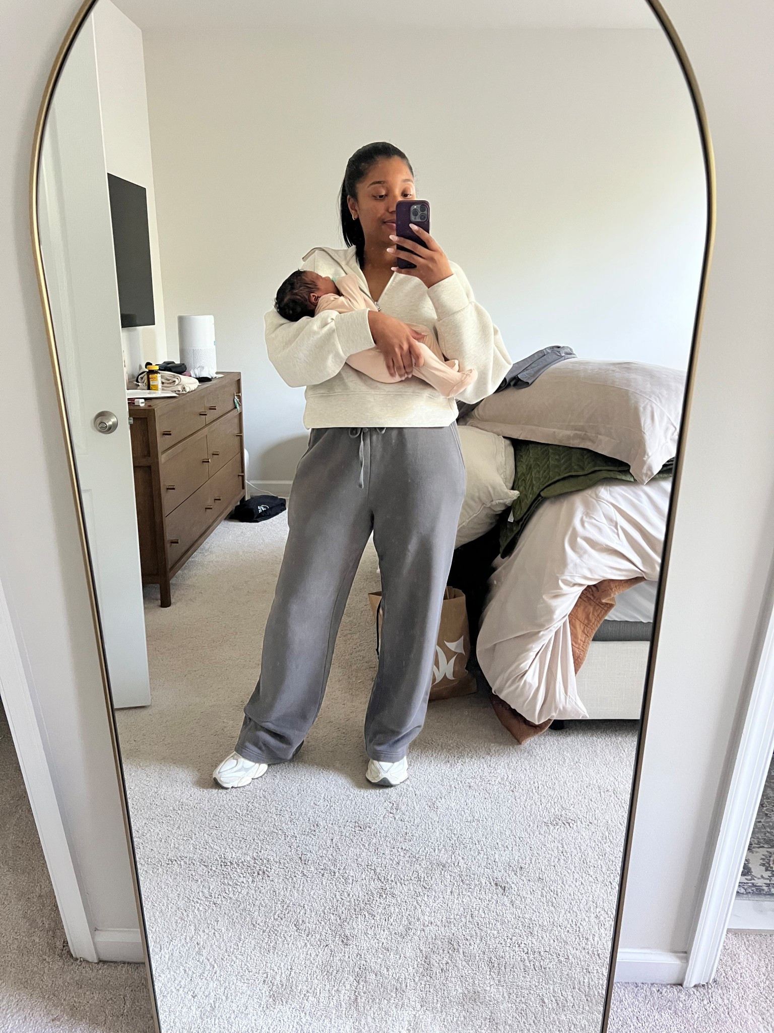 My favorite sweats! I’m wearing a size medium, but I probably could wear a small. #nordstrom 

#LTKSaleAlert