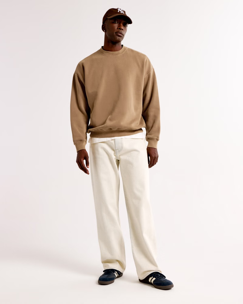 Essential Crew Sweatshirt | Abercrombie & Fitch (US)