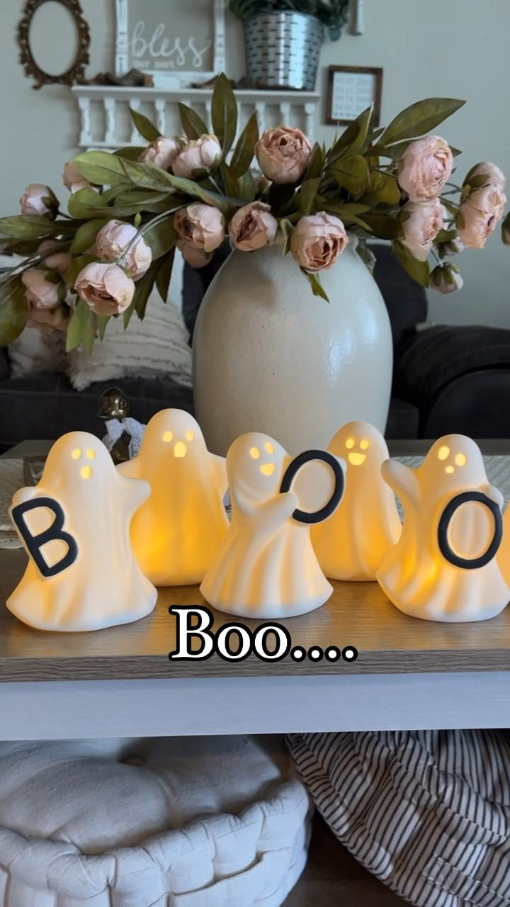 Cutest ghosties! Light up 

#LTKSeasonal #LTKVideo #LTKStyleTip