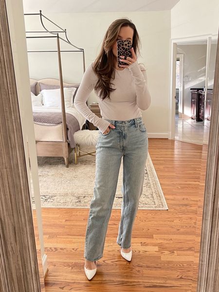 Abercrombie 90s Straight Ultra High Rise jeans, run tts, wearing size 26R (5'5 for height reference).

The Abercrombie Semi-Annual Denim Sale! 25% off all denim and 15% off almost everything else! 

Plus use the code DENIMAF at checkout for an additional 15% off that can be stacked with the 25% off!

#LTKsalealert #LTKMostLoved #LTKstyletip