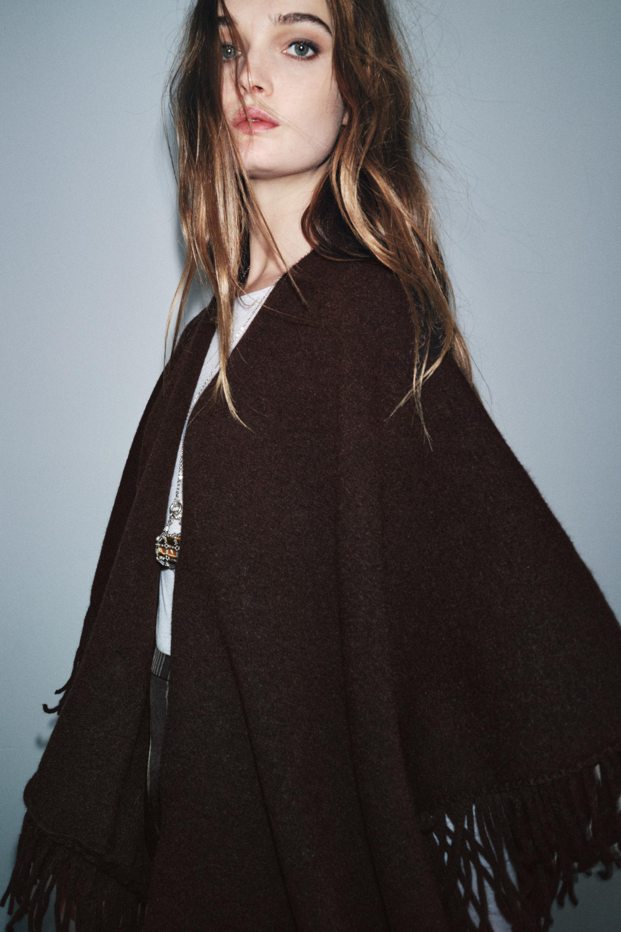 FRINGED KNIT CAPE | Zara US