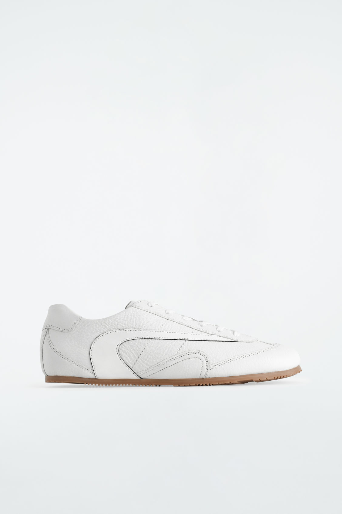 MINIMAL LEATHER TRAINERS | COS UK